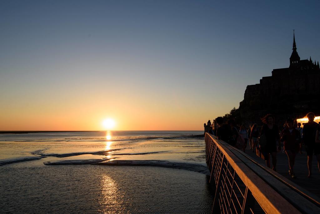 פונטורסון L'Oree Du Mont Proche Du Mont Saint Michel מראה חיצוני תמונה